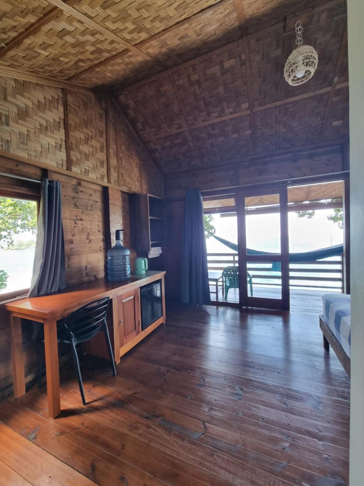 Treetop Guesthouse And Bungalows Sabang  Exterior photo
